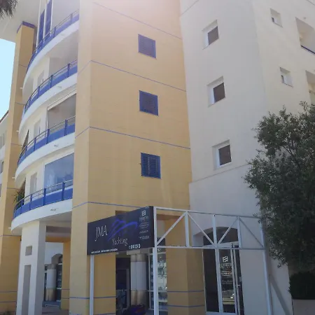Le Nadir By Interhome Fréjus
