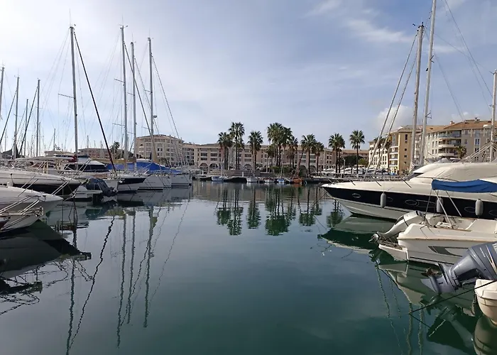 Le Nadir-3 By Interhome Fréjus